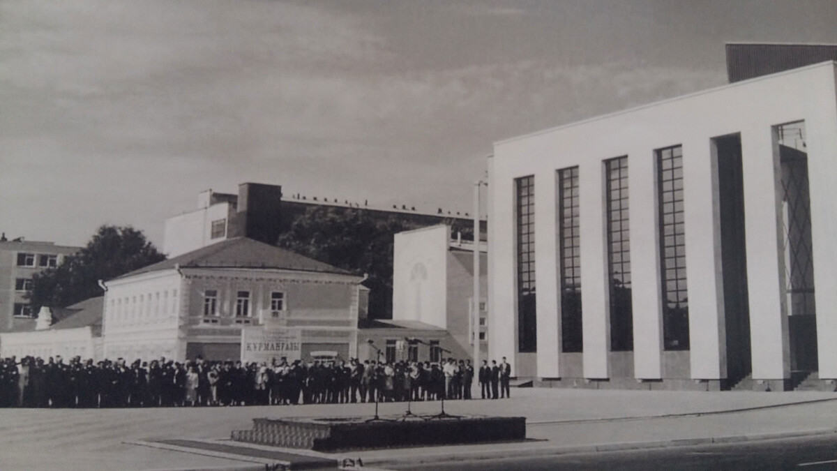 First theaters in Kazakhstan - e-history.kz