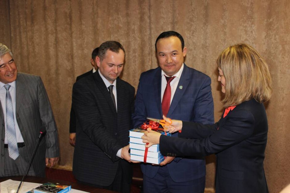 Presentation of monograph “Honor and duty”  - e-history.kz