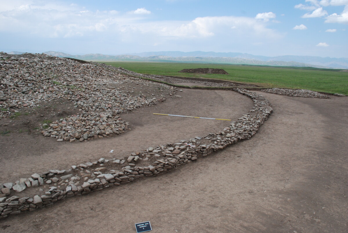 45 burial mounds of the Huns were found in Kazakhstan  - e-history.kz